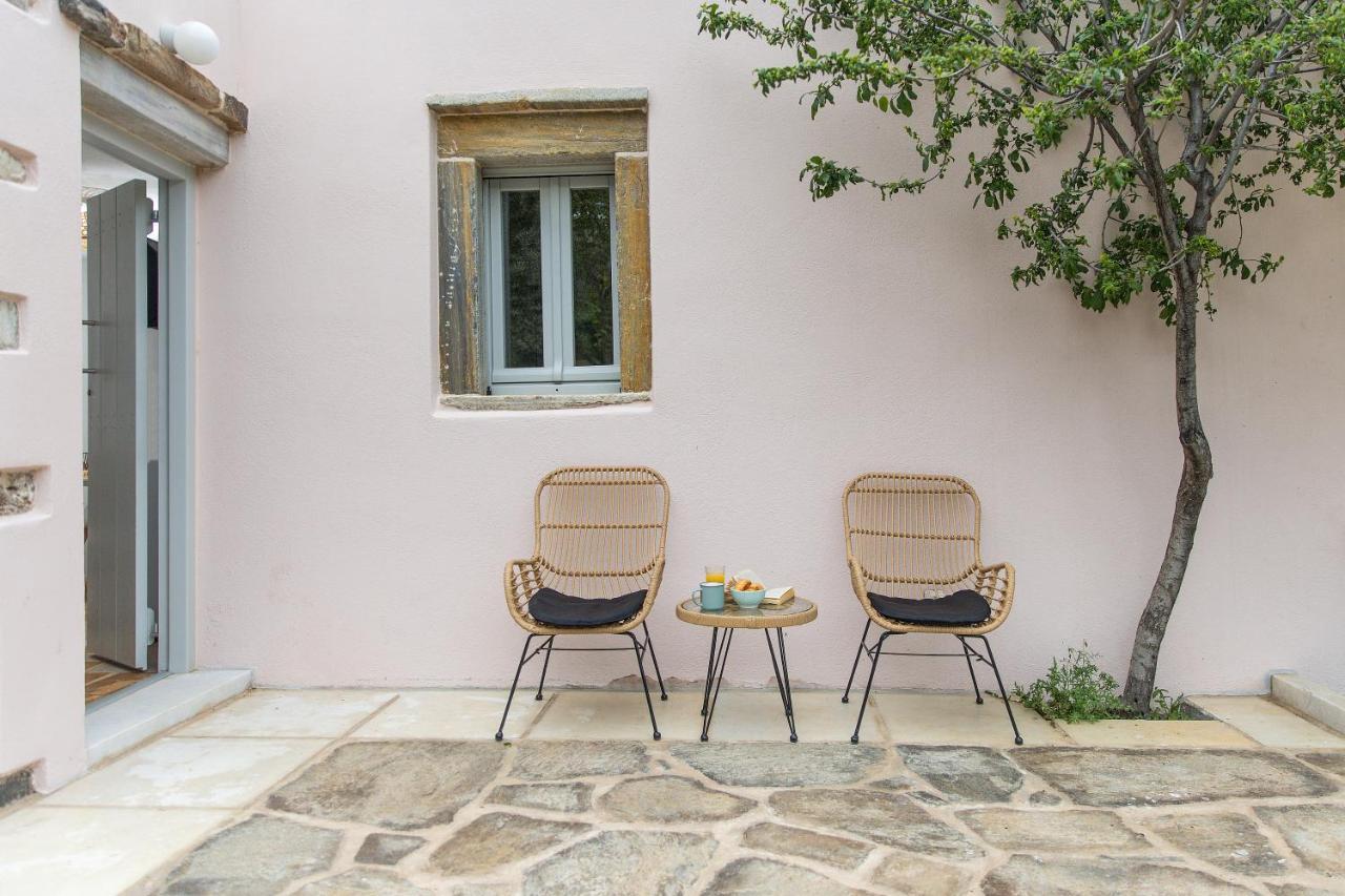 Serenity Village Aperathos Exterior photo